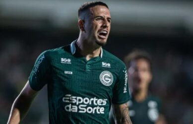 Goiás vence Corinthians de virada
