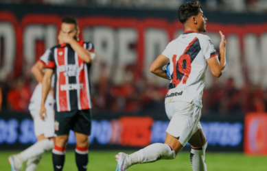 Atlético-GO marca Gol nos acréscimos e empata com Botafogo-SP