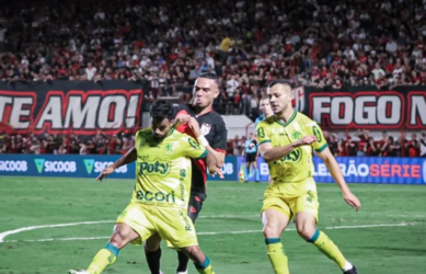 Atlético-GO marca aos 53 minutos e empata com o Mirassol no Antônio Accioly