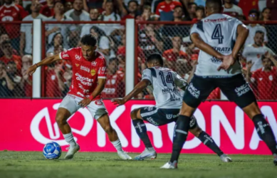 Vila Nova e Ponte Preta empatam com gols em sequência na Série B