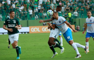 Goiás perde para o Bahia em jogo de 10 Gols e entra no Z-4