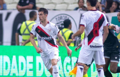 Atlético-GO vence Ceará no Castelão e encosta no G-4 da Série B