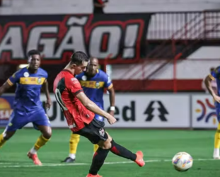 Atlético-GO volta a fazer o dever de casa, vence o Iporá e sobe na tabela