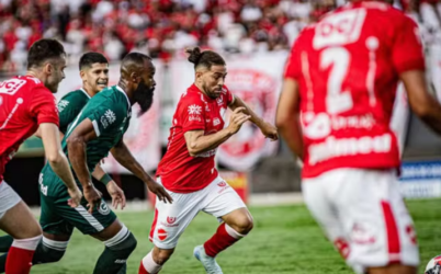 Vila Nova vence clássico contra o Goiás no Serra Dourada e amplia vantagem na liderança