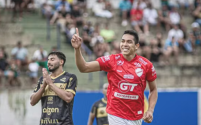 Vila Nova bate a Jataiense e se classifica na vice-liderança