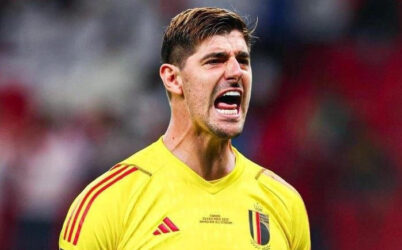 Courtois vai a público pela primeira vez após polêmica na Bélgica