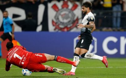 Corinthians vence Barcelona, mas amarga terceira queda na pré-Libertadores