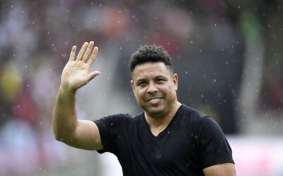 Ronaldo Fenômeno afirma que comprará Corinthians caso futebol do clube se torne SAF