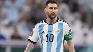 Messi reage à goleada da Argentina ao Brasil e deixa ‘bicada’
