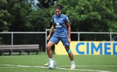 Cruzeiro faz primeira venda da história do futebol feminino e fatura cerca de R$ 1 milhão
