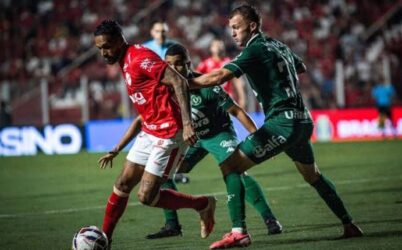 Vila Nova vence a Chapecoense e pula para a liderança da Série B