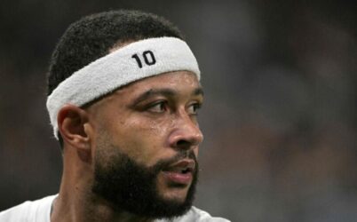 Memphis Depay está a um gol de receber milhões do Corinthians; saiba valor