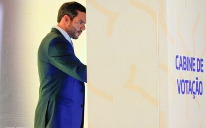 Samir Xaud é eleito novo presidente da CBF; metade dos clubes boicota pleito