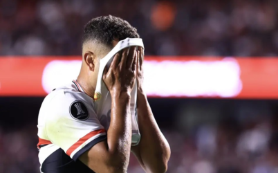 Alisson se desculpa após expulsão em jogo do São Paulo