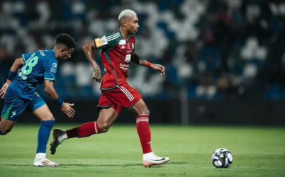 Com ‘pressa’, Corinthians negocia com Vitinho, ex-Flamengo