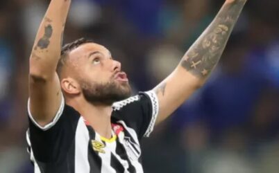 Santos resiste a domínio do Cruzeiro e vence por 2 a 1 de virada em BH