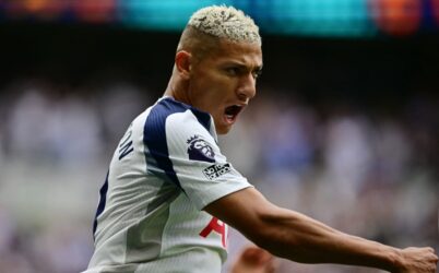 Web vai à loucura com gol de brasileiro e manda recado para Ancelotti