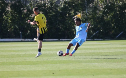 Ferreira enaltece elenco do Miami Dade após jogo equilibrado com AEK Atenas
