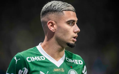 Andreas Pereira vira alvo de debate após vitória do Palmeiras: ‘Com urgência’