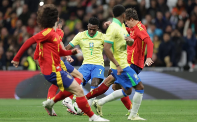 Marcos Senna vê Espanha mais favorita que o Brasil na Copa do Mundo