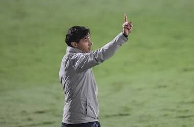 Cinco anos e 11 taças: Abel Ferreira se isola como técnico com mais títulos pelo Palmeiras