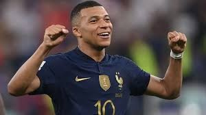 Real Madrid confirma lesão de Mbappé, que ficará fora por tempo indeterminado