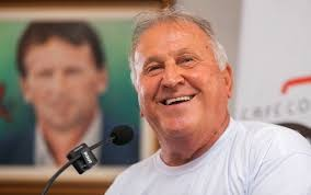 Zico revela que fez cobrança a titular do Flamengo: ‘Tem que fazer’