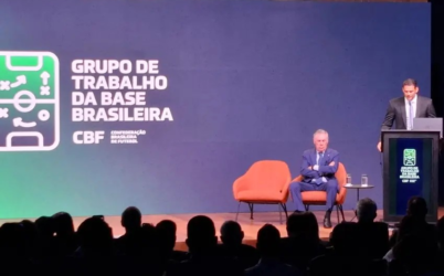 Futebol de base: ‘Queremos criar não perna forte, mas mente forte’, diz Ancelotti