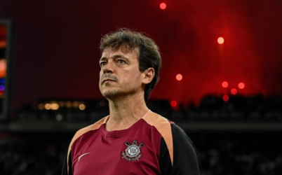 Fernando Diniz supera Abel Ferreira e bate recorde histórico na Libertadores