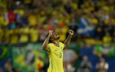 Laterais da Seleção superam desconfiança e se destacam na Copa do Mundo