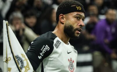 Memphis é monitorado por clube mexicano enquanto Corinthians tenta avançar por renovação