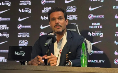 Vasco mantém estratégia no mercado, mas enfrenta dificuldades para fechar reforços