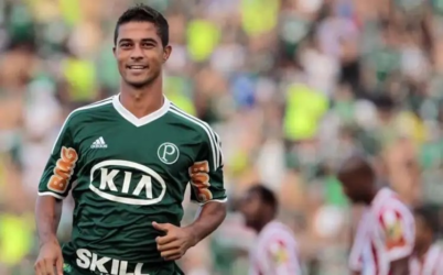Justiça nega indenização a ex-Palmeiras por ação contra Betano
