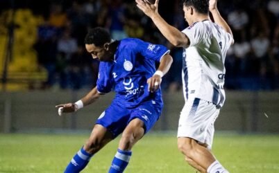 Gol contra bizarro define acesso de time goiano para a Série C