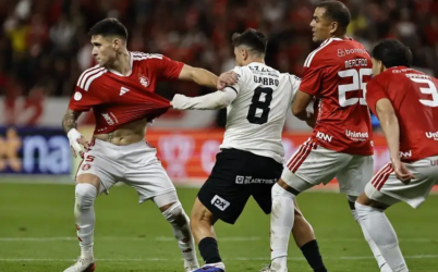 crava rebaixamento de gigantes do Brasileirão